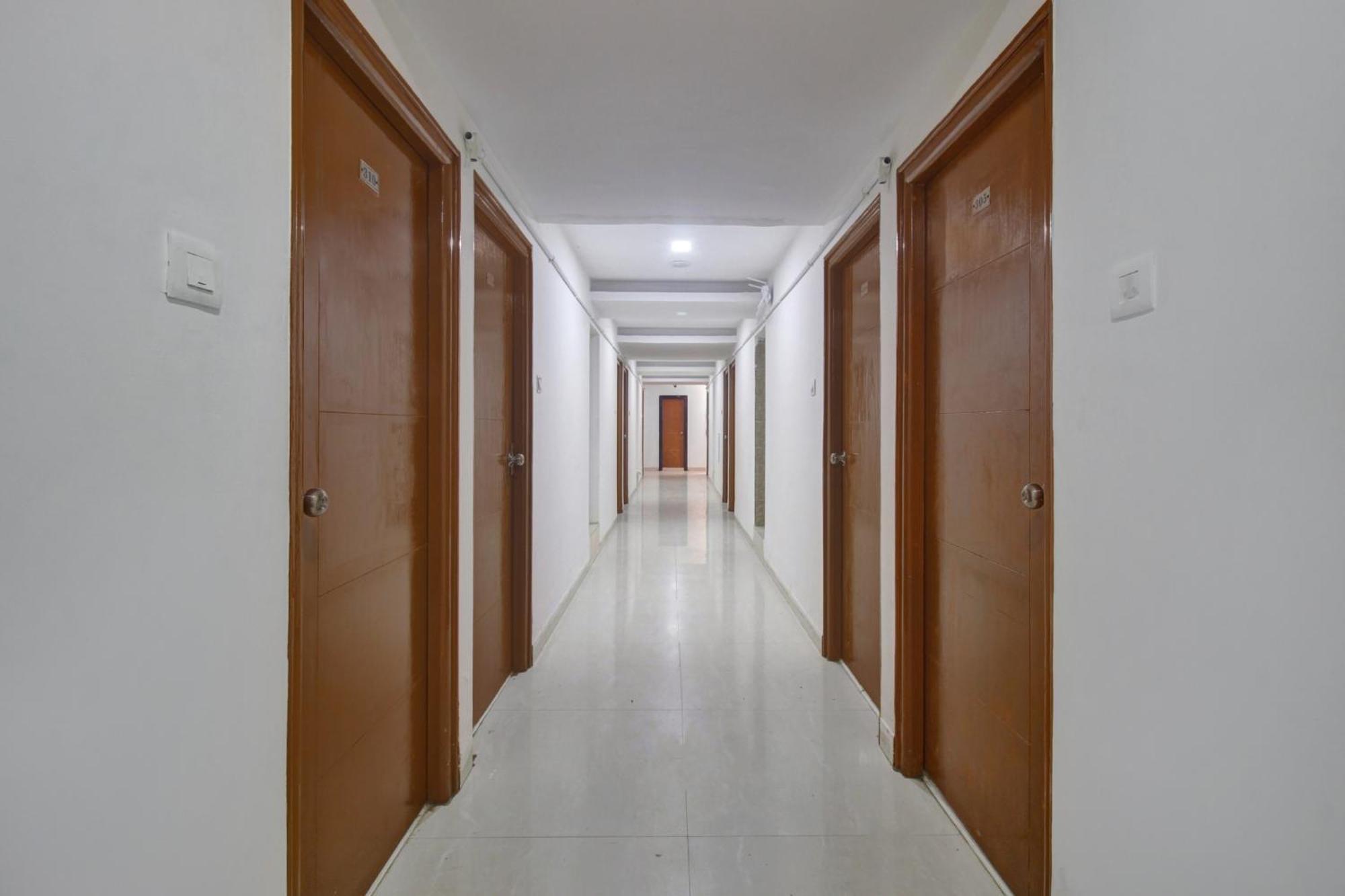 Collection O Sai Krupa Hotel Hyderabad Exterior foto