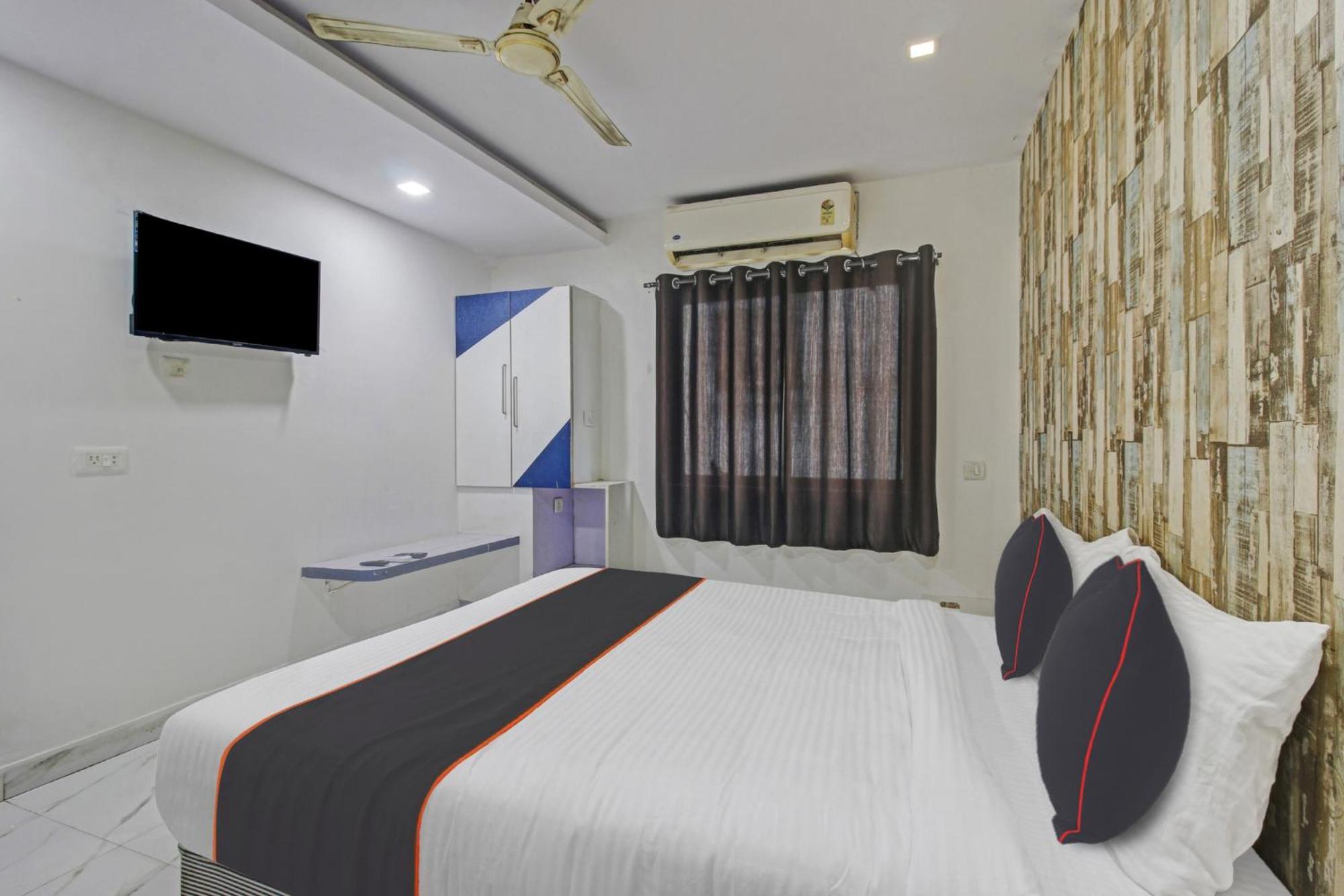 Collection O Sai Krupa Hotel Hyderabad Exterior foto