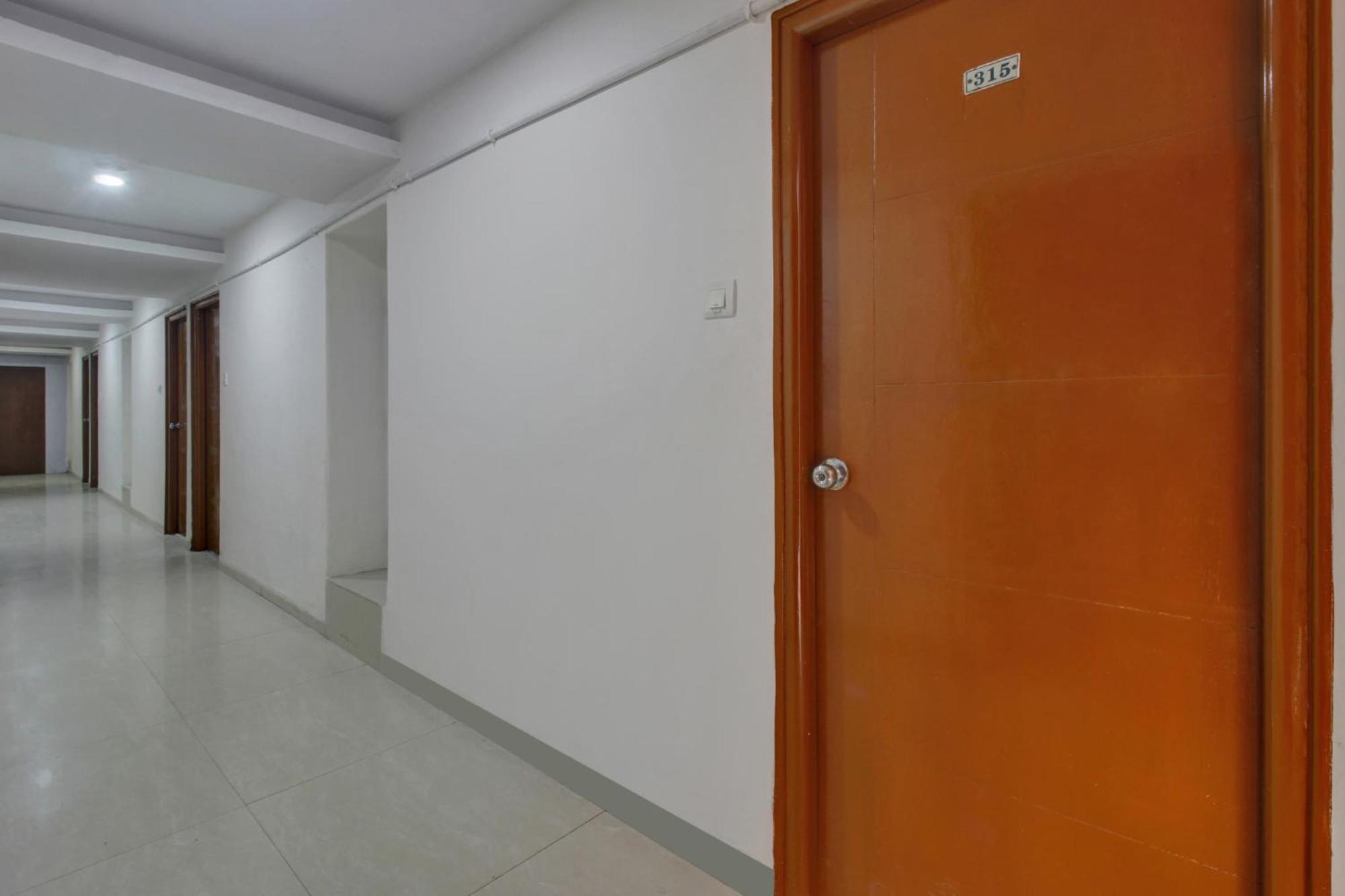 Collection O Sai Krupa Hotel Hyderabad Exterior foto