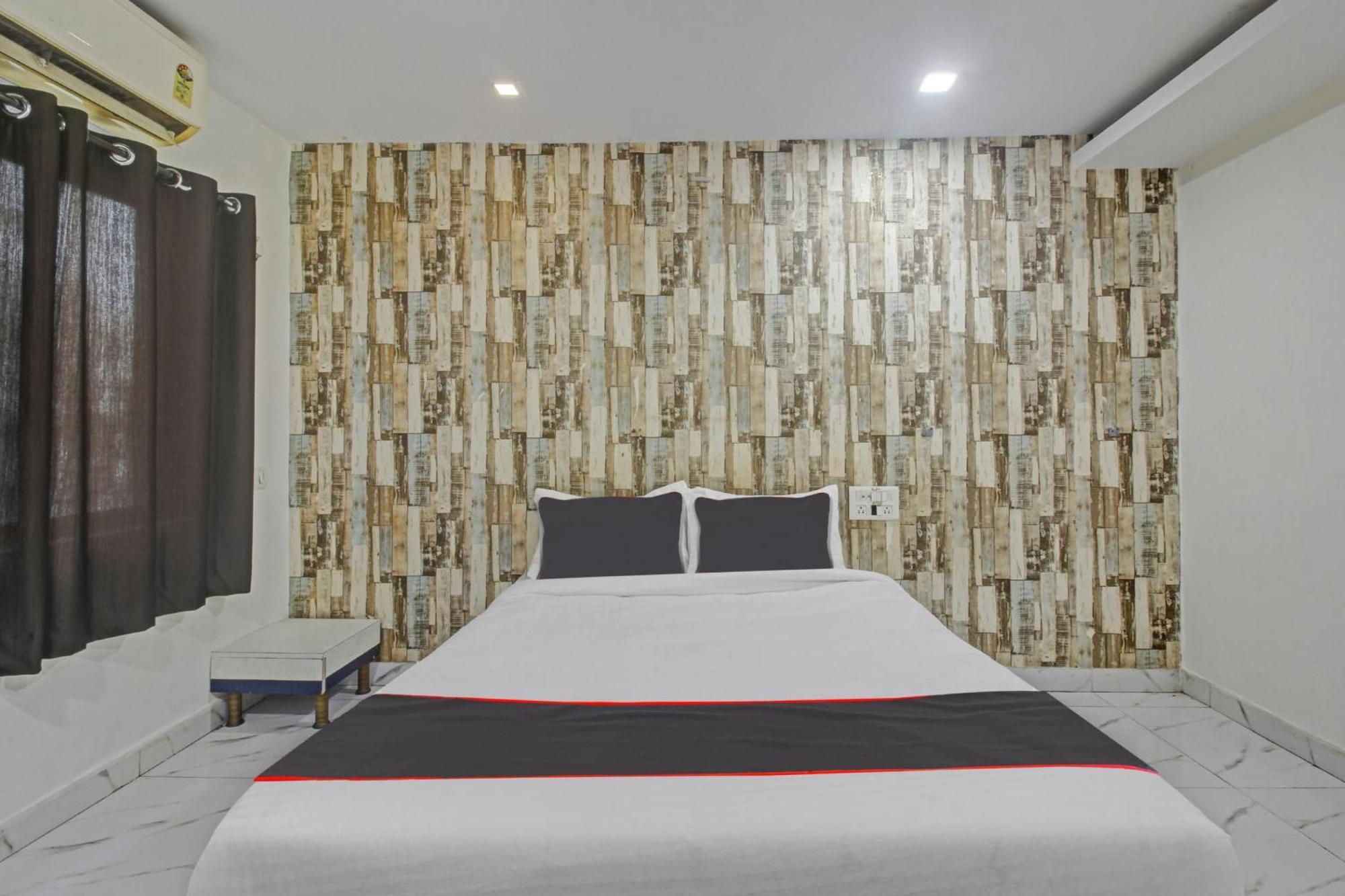 Collection O Sai Krupa Hotel Hyderabad Exterior foto